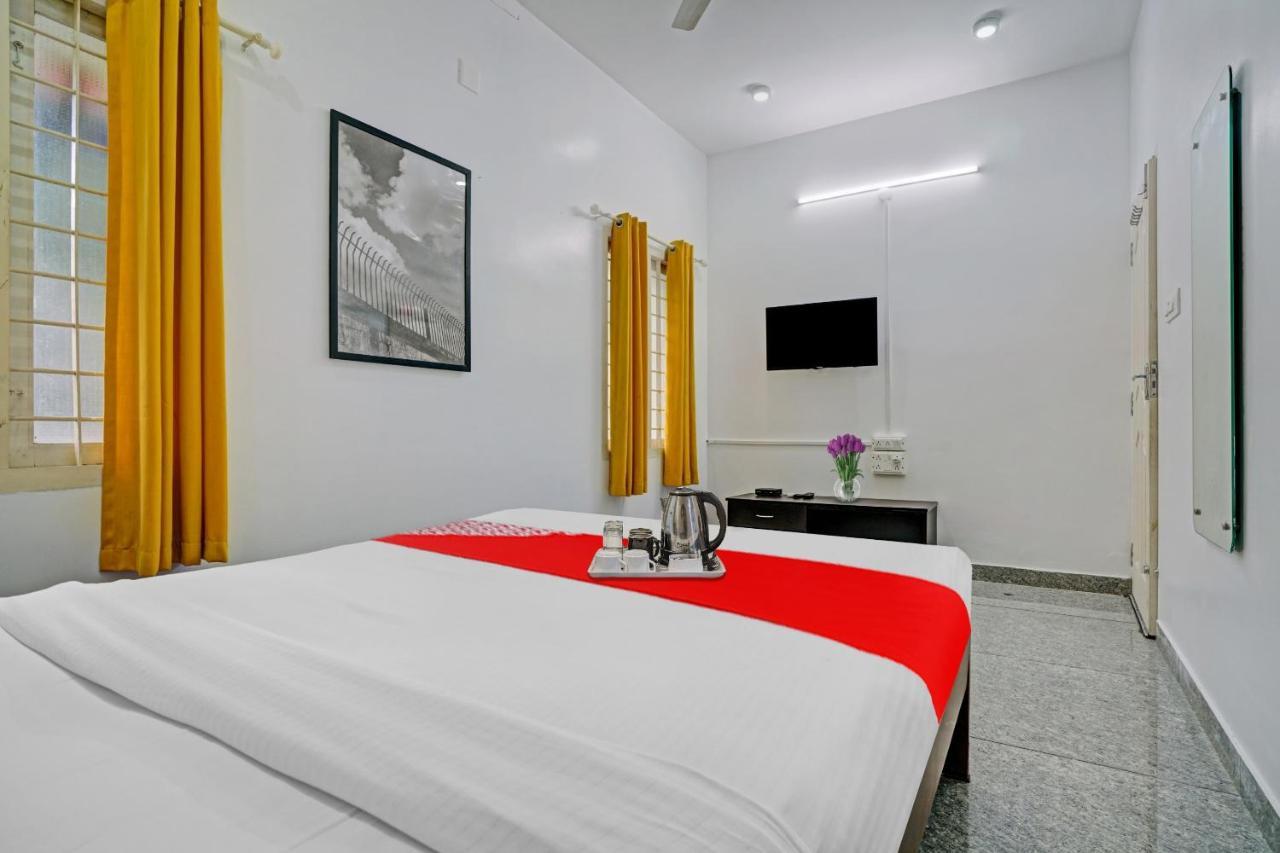 Oyo Thykoodam Sleep Inn Kochi Eksteriør billede